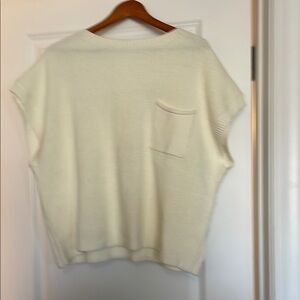 2xl Cream Sweater nwot so cute!